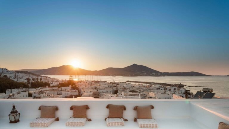 16 Paros Airbnbs for Your Dream Greek Island Getaway