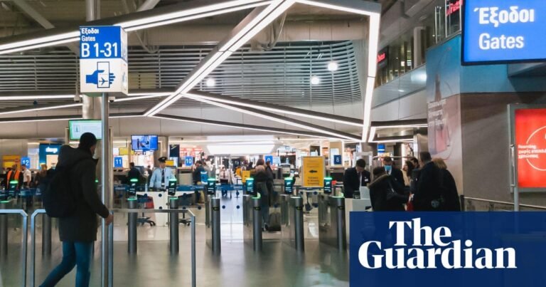 Airline staff being trained to bar people without visas from flights to UK | Immigration and asylum