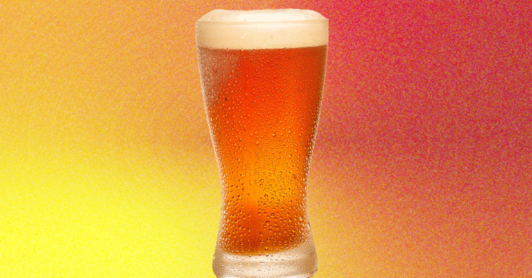 How to Clean a Beer Glass for Perfect Pours