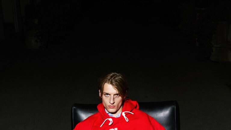 No. 21 Spring 2026 Menswear Collection