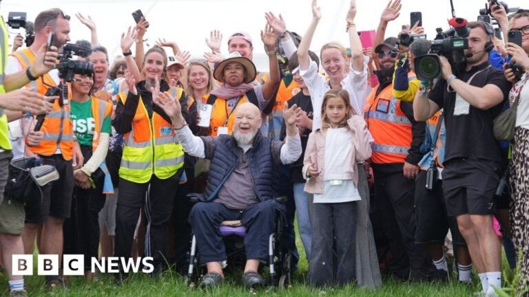 Queues, crowds and excitement as Glastonbury Festival 2025 begins