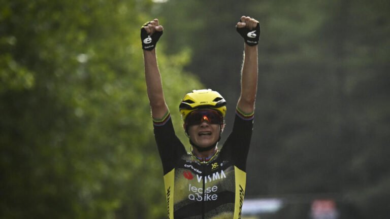 Cycling veteran Marianne Vos wins first stage of women's Tour de France
