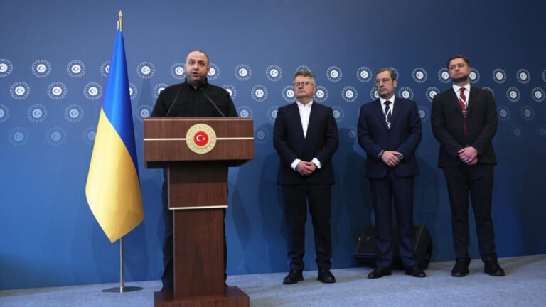 Expectations low as Ukraine and Russia hold new round of talks in Istanbul