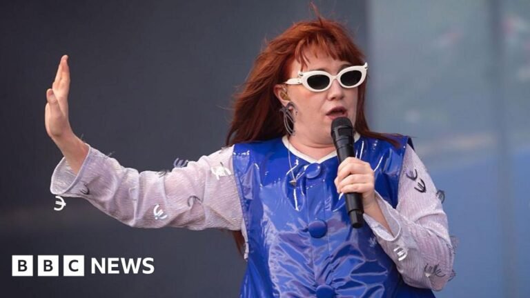 Radio 1 did not edit Irish out of Euro-Country, BBC says