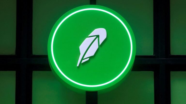Robinhood is up 160% this year as bitcoin and crypto stocks soar