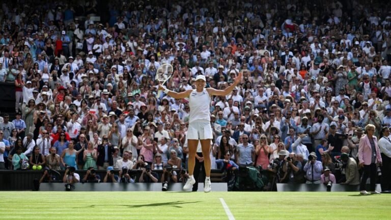 Ruthless Swiatek beats Anisimova to claim first Wimbledon title