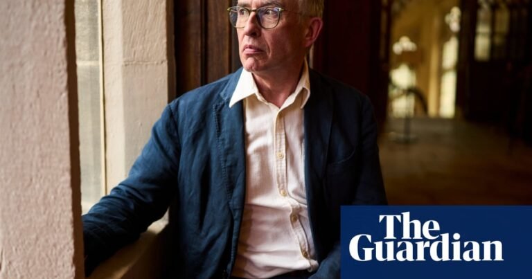 Steve Coogan accuses Labour of paving way for Reform UK | Steve Coogan