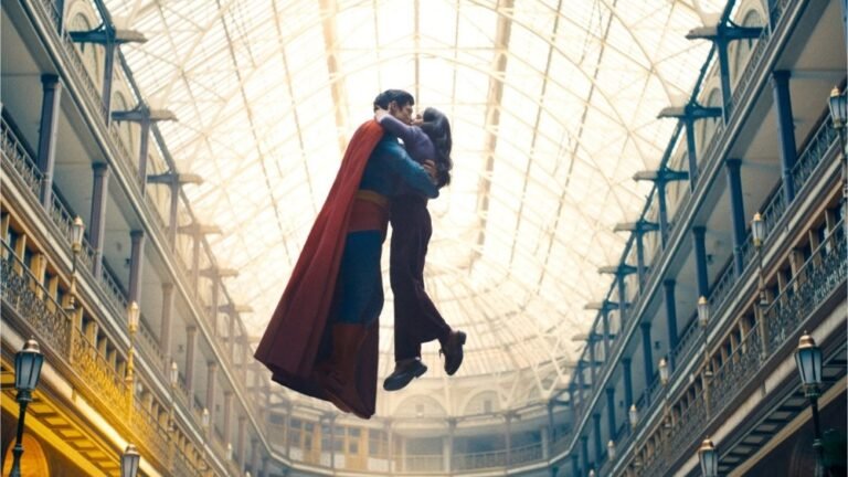 'Superman' Kiss Censored in India, Drawing Fire From Fans