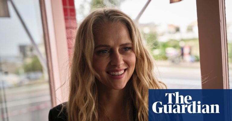 TV tonight: more top-notch tunes in romantic drama Mix Tape | Television