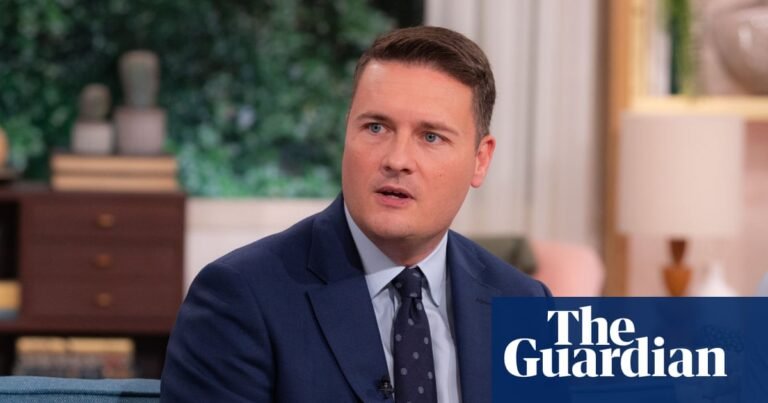 Wes Streeting considers writing off part of doctors’ student debts to avert strike | Health policy