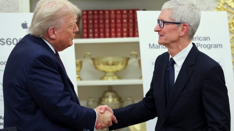 Apple has best week since July 2020 after Tim Cook's White House visit