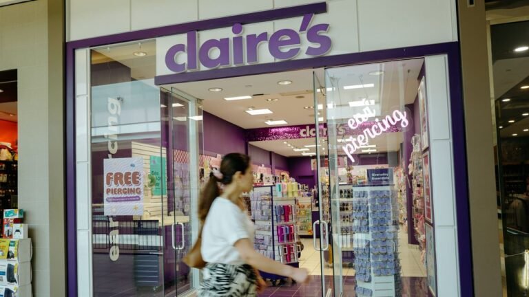 Claire's, We Hardly Knew Ye: 5 Vogue Staffers on Their Memories of the Tween Piercing Paradise