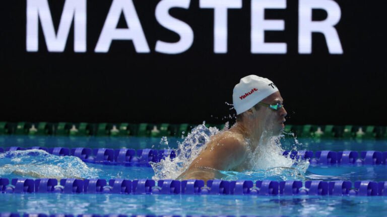 French swimmer Léon Marchand cruises to 400m medley world title