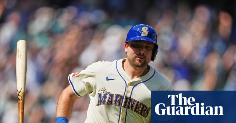 Mariners’ Cal Raleigh sets single-season record for catcher with 49th home run | Seattle Mariners