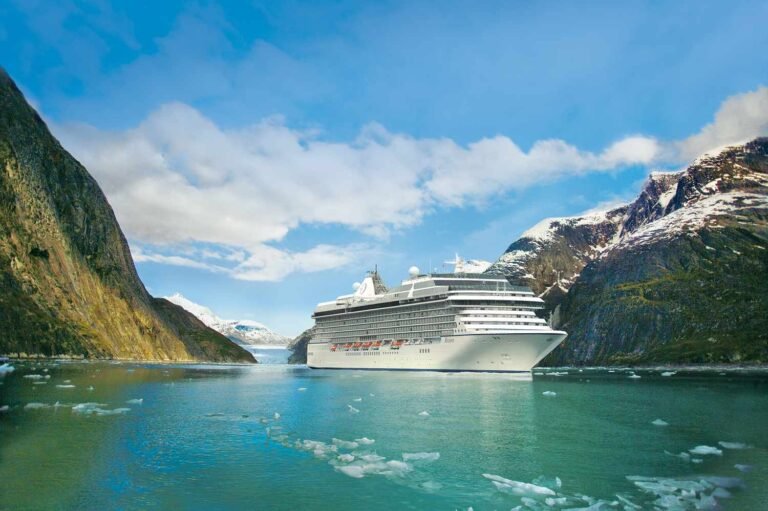 T+L's Ship Review of Oceania Riviera