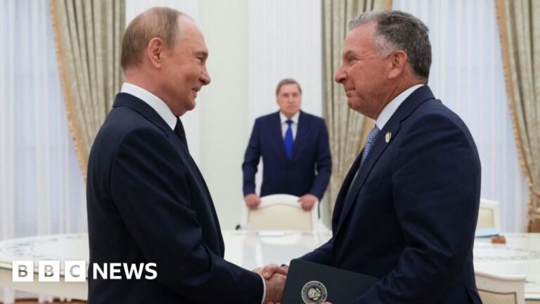 Trump says 'good prospect' of summit with Putin and Zelensky after envoy's Russia visit