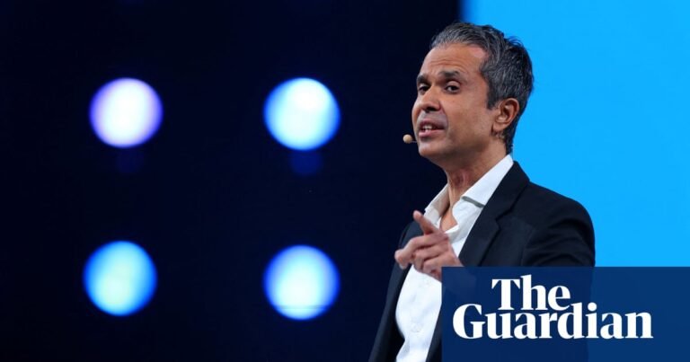 Doctor uses Reform conference speech to link king’s cancer to Covid vaccine | Reform UK
